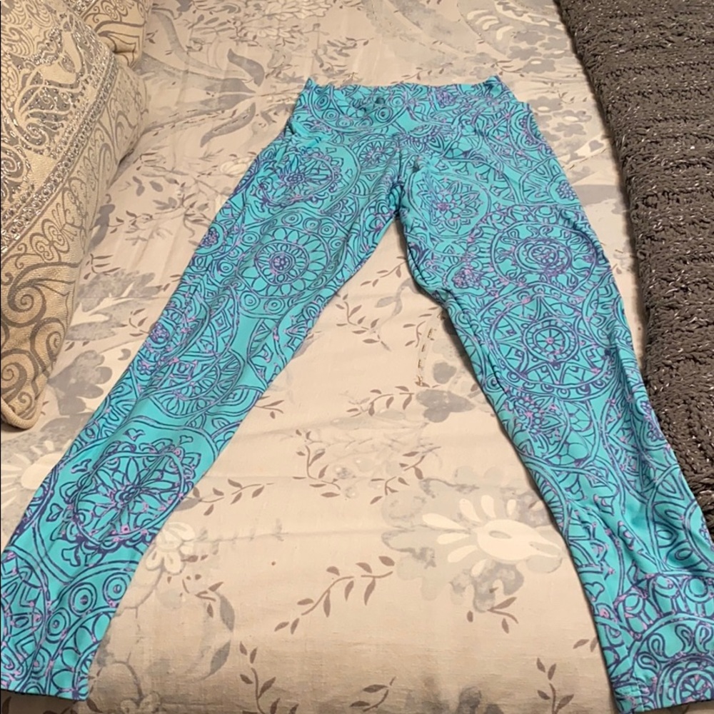 Yoga leggings.